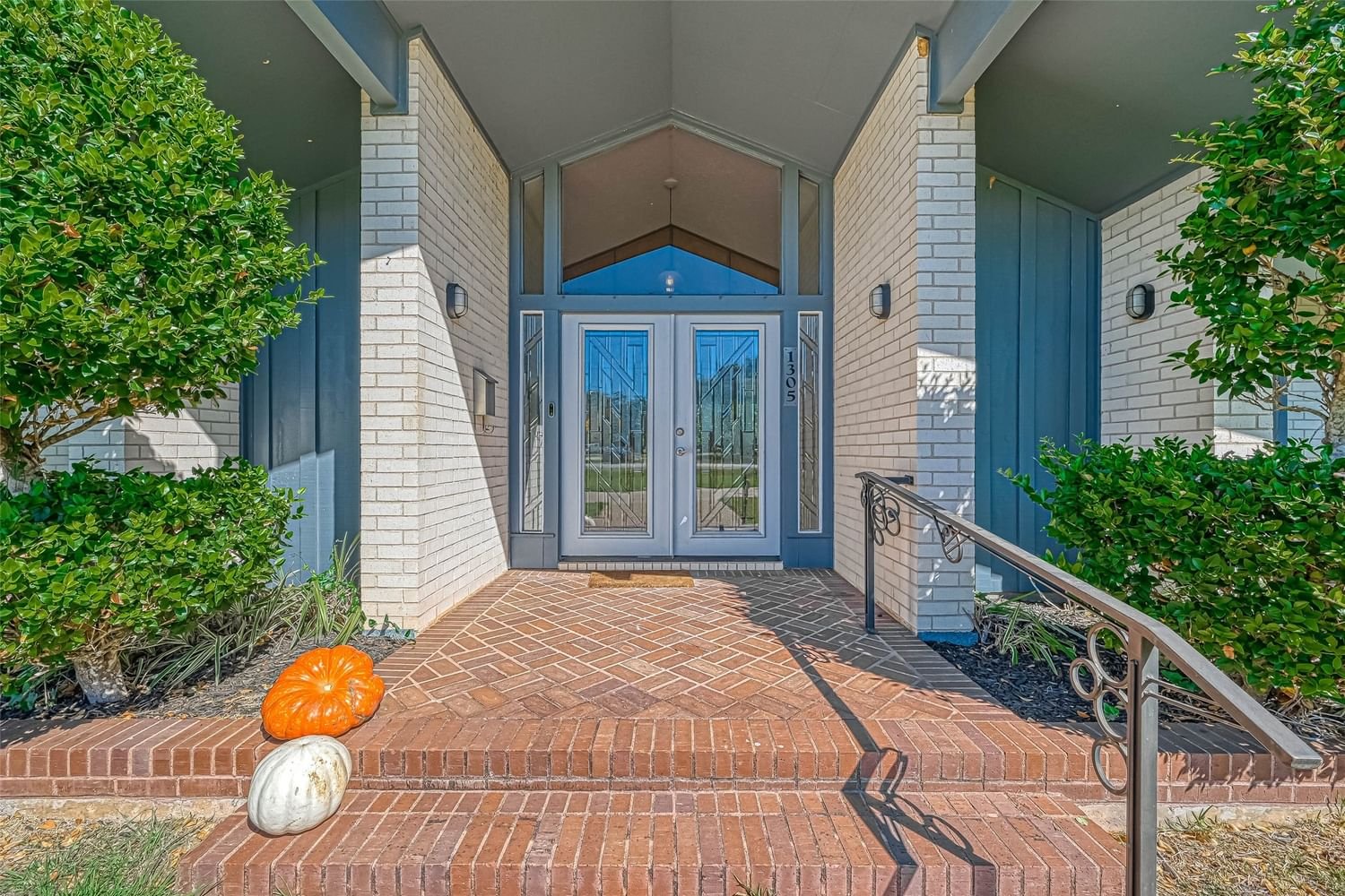 Real estate property located at 1305 Hodges, Wharton, Wharton, TX, US