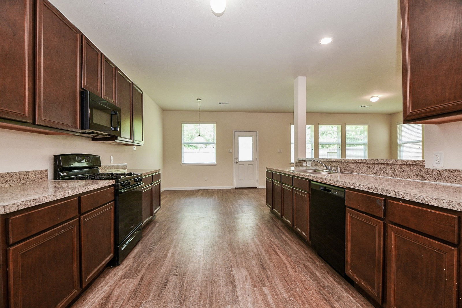 Real estate property located at 10342 Solitude, Harris, Houston, TX, US