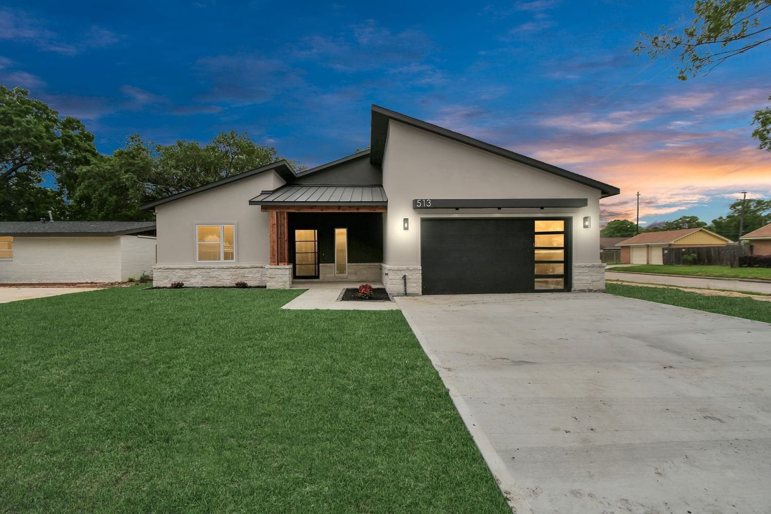 Real estate property located at 513 Inwood Drive, Harris, Creekwood sec 1, Baytown, TX, US