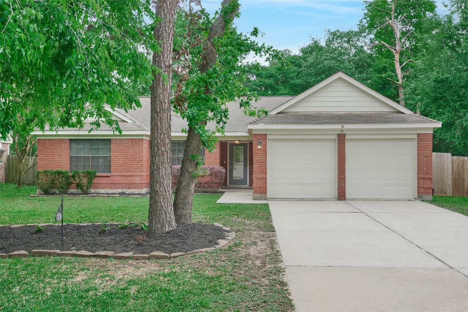 Real estate property located at 71 Pathfinders, Montgomery, The Woodlands Cochrans Cross, Spring, TX, US
