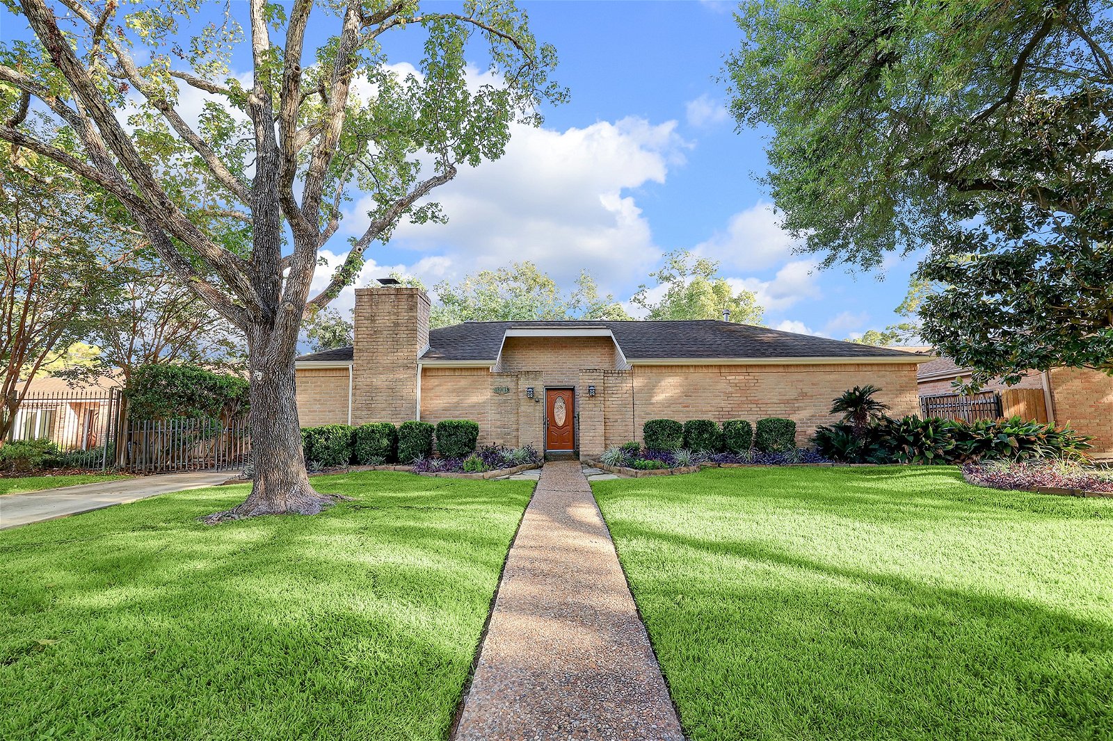 Real estate property located at 12013 Whittington, Harris, Ashford Village Sec 01, Houston, TX, US