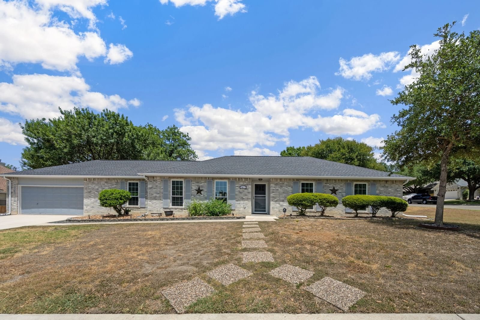 Real estate property located at 1971 Palace, Comal, Palace Heights 1, New Braunfels, TX, US