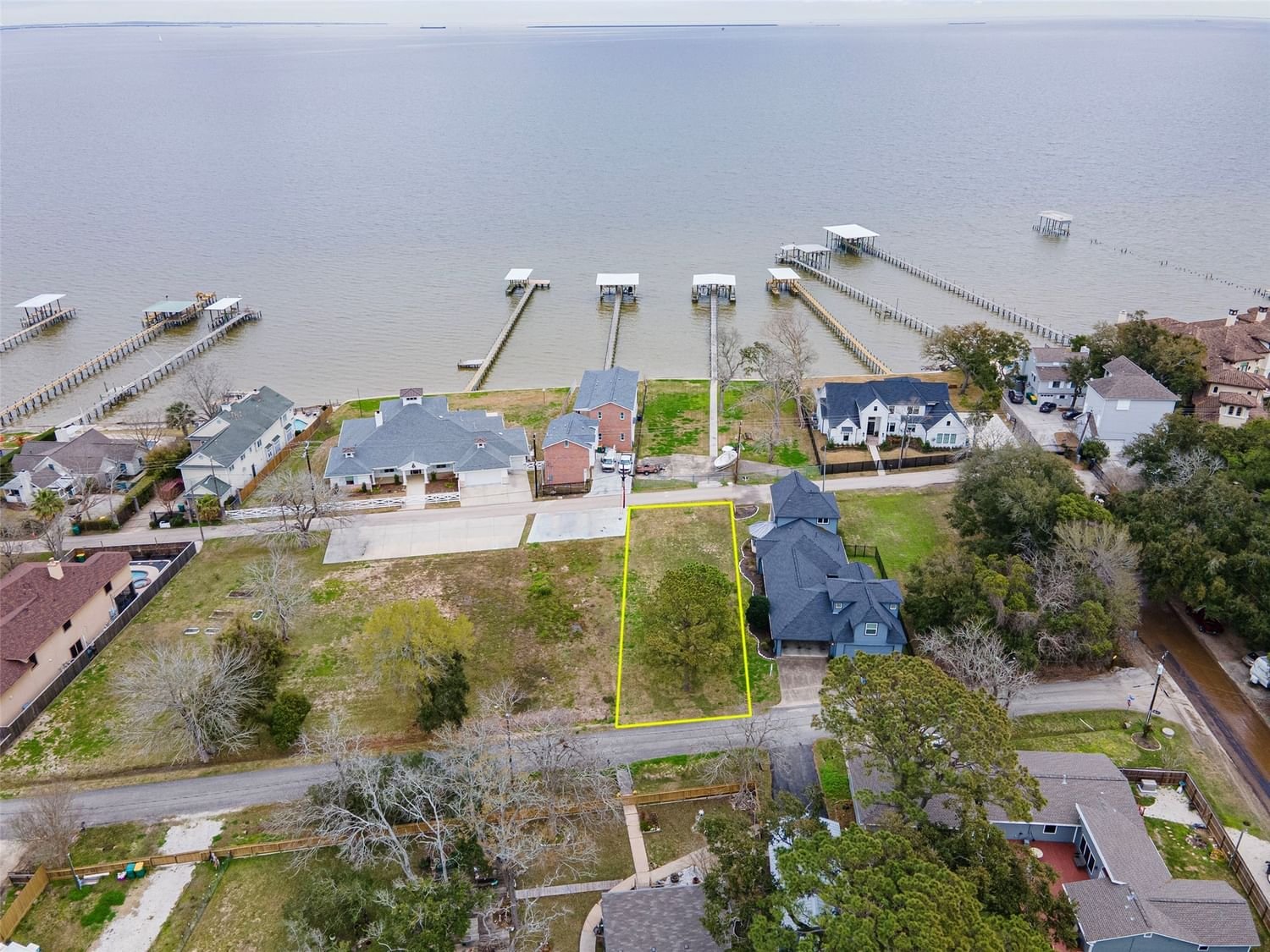 Real estate property located at 0 Bayshore, Galveston, Bayview Add, Bacliff, TX, US