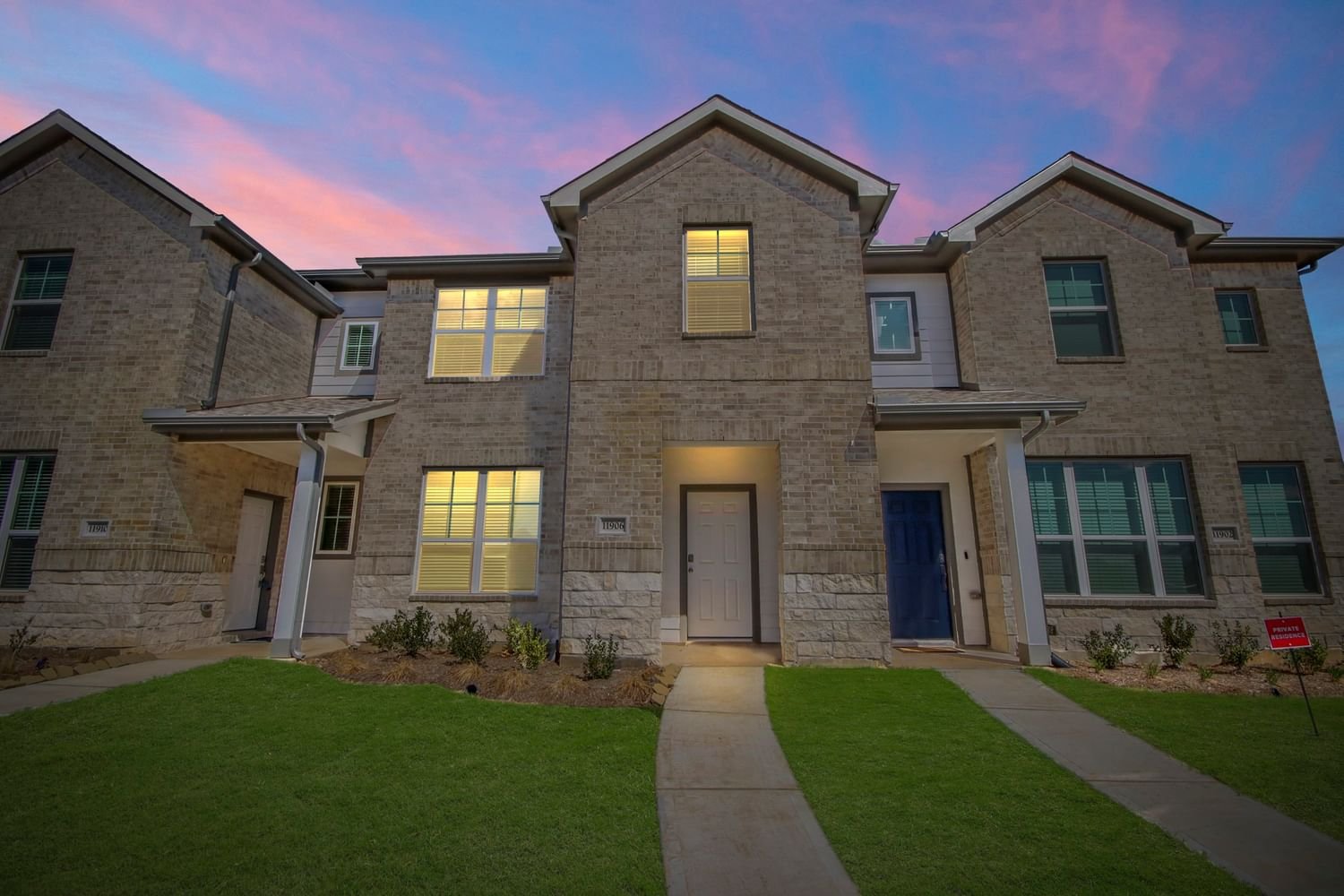 Real estate property located at 11906 Amber Oak Way, Harris, Seven Oaks Townhomes, Tomball, TX, US