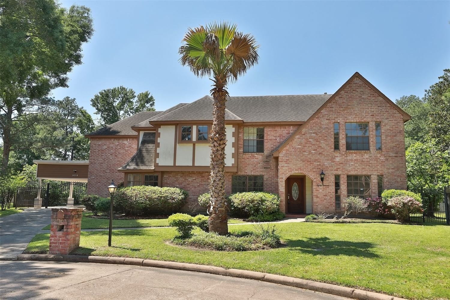 Real estate property located at 8019 Beaufort, Harris, Memorial Northwest, Spring, TX, US