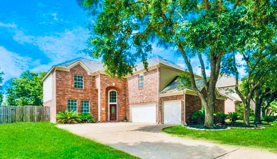 Real estate property located at 323 Crestwater, Harris, Crestwater Sec 01, Houston, TX, US