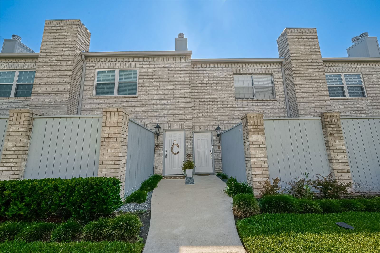 Real estate property located at 214 Wilcrest #214, Harris, Marlborough Square Condo Ph 02, Houston, TX, US