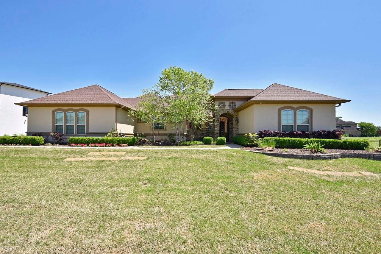Real estate property located at 8618 Den Oak, Fort Bend, Whispering Oaks, Richmond, TX, US