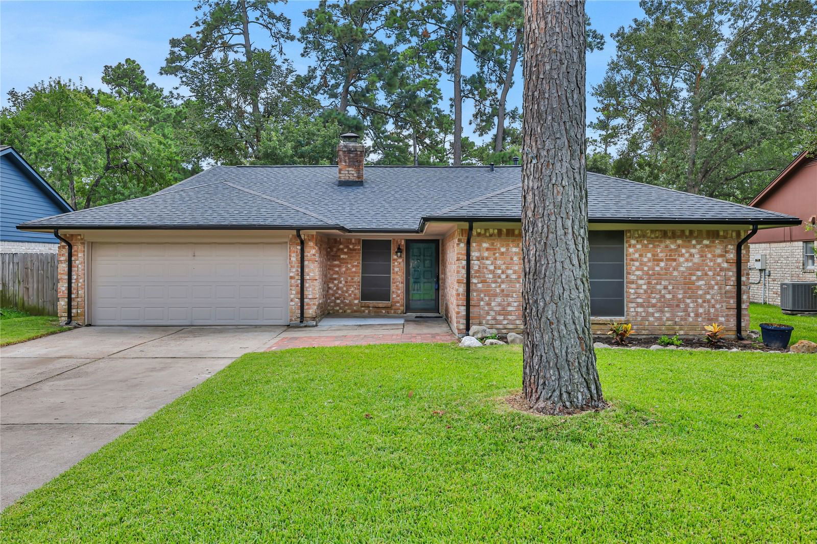 Real estate property located at 2034 Middle Creek, Harris, Woodland Hills Village Sec 07, Houston, TX, US