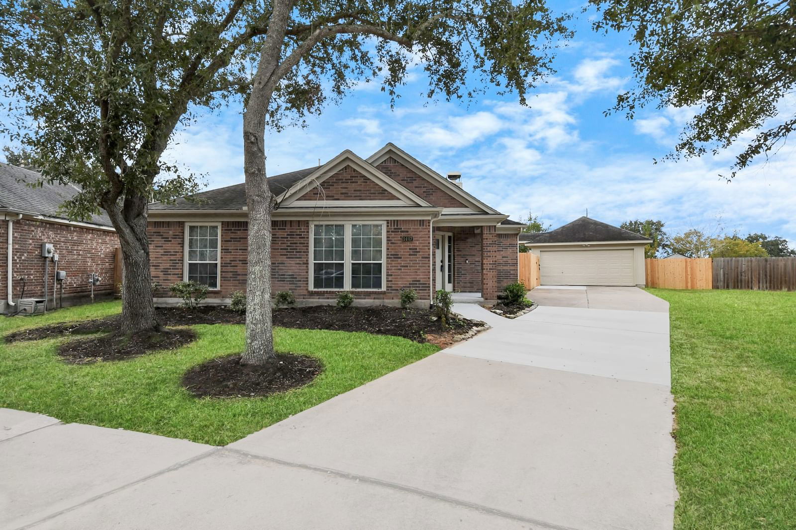 Real estate property located at 1447 Sand Lake, Fort Bend, Waterside Village, Richmond, TX, US