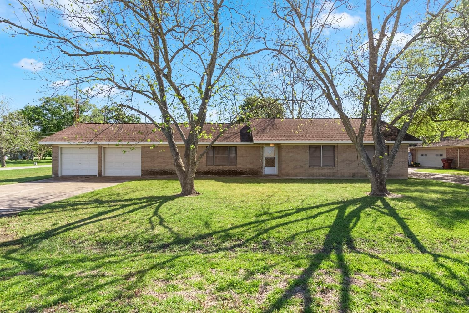 Real estate property located at 203 Hlavinka, Wharton, Hlavinka, East Bernard, TX, US