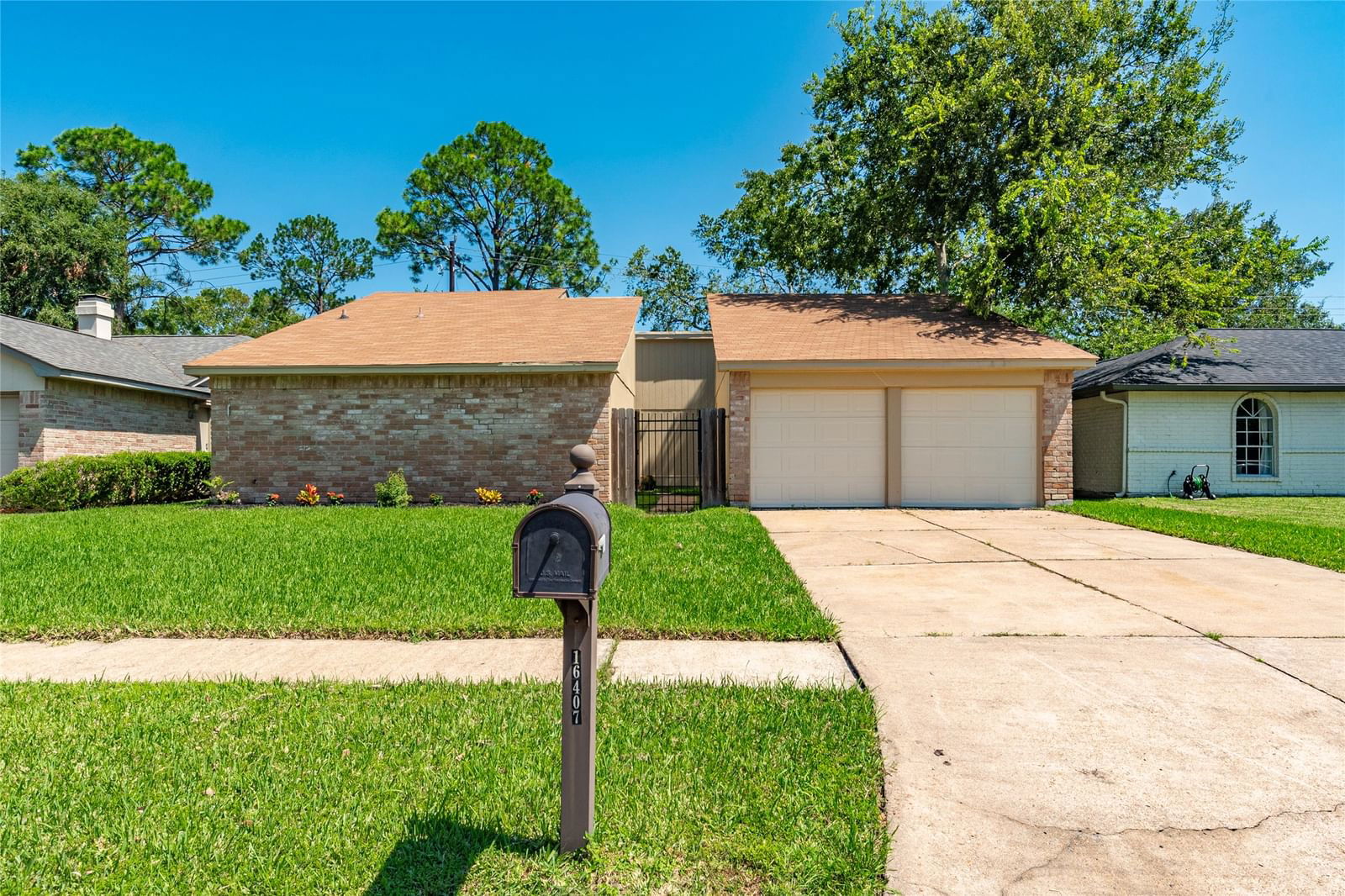 Real estate property located at 16407 Tibet, Harris, Wedgewood Village, Friendswood, TX, US