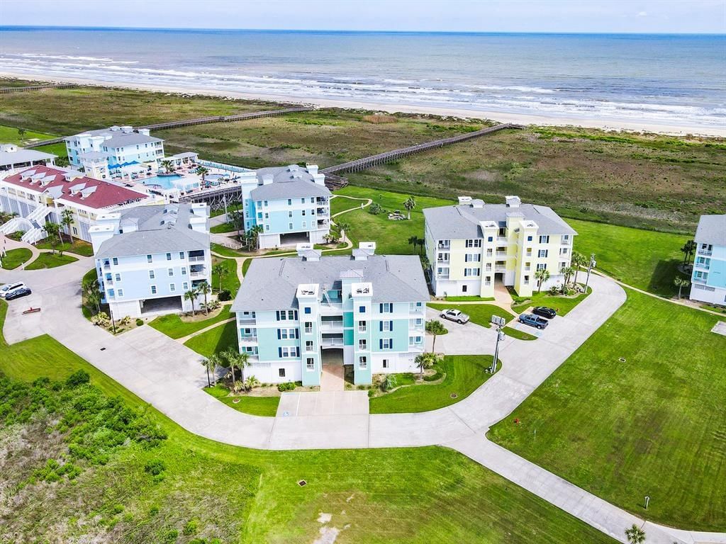 Real estate property located at 4231 Pointe West Drive #103, Galveston, Villas At Pointe West Condos, Galveston, TX, US