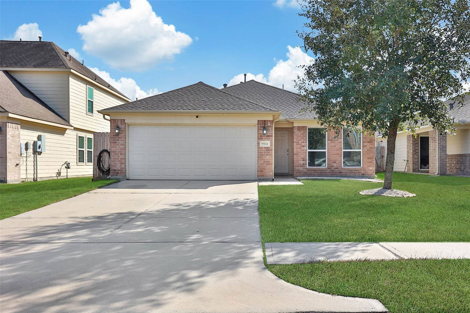 Real estate property located at 9924 Lace Flower, Montgomery, Montgomery Creek Ranch, Conroe, TX, US