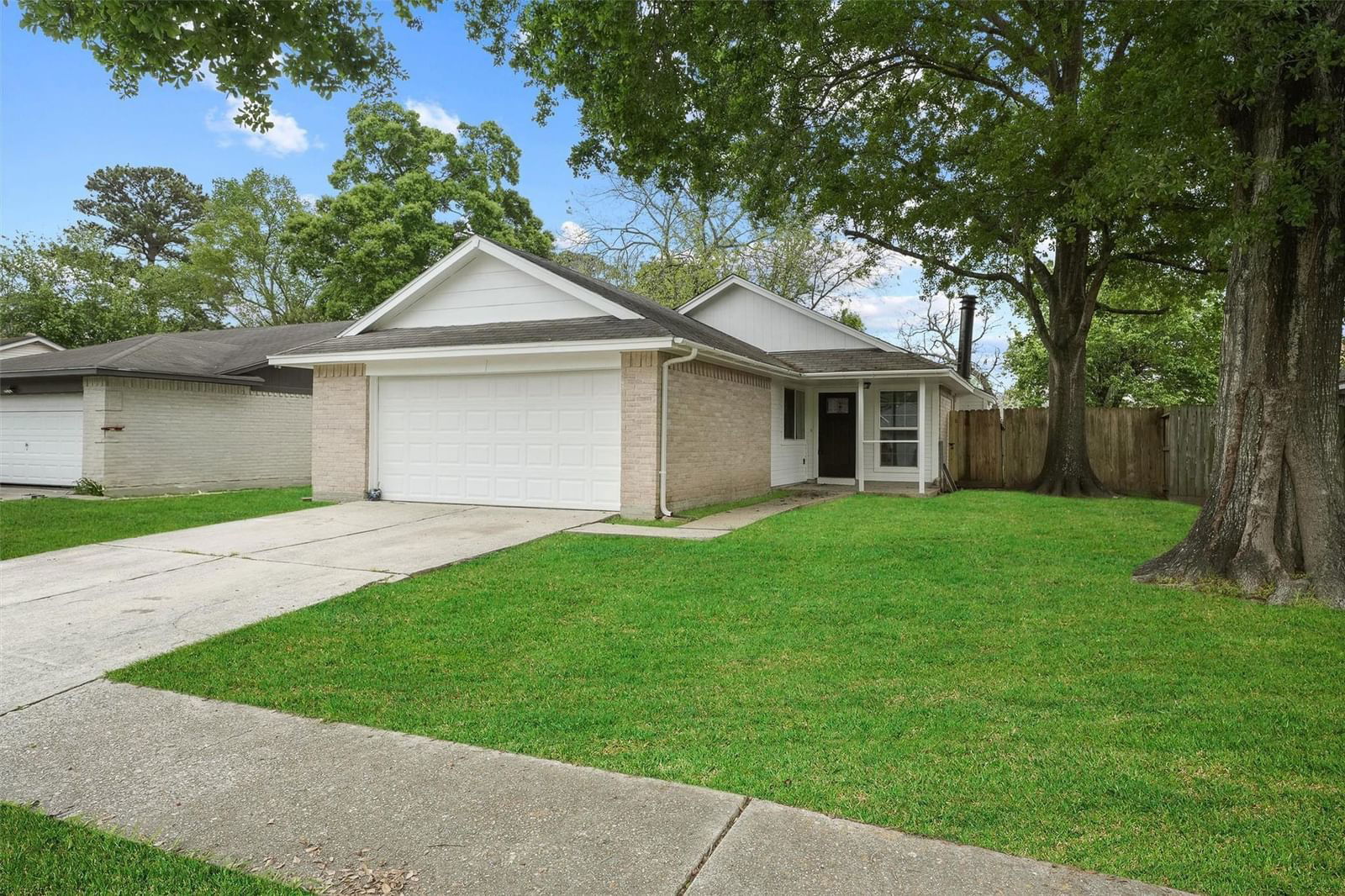 Real estate property located at 11022 Drakeland, Harris, Timberhills Sec 01, Humble, TX, US