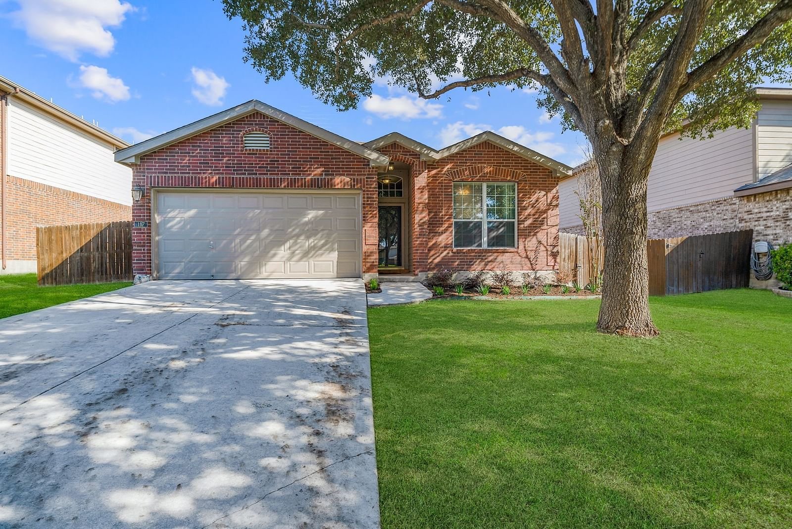 Real estate property located at 117 Wright, Guadalupe, Falcon Ridge, Cibolo, TX, US