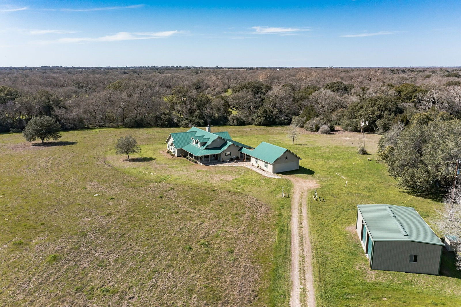 Real estate property located at 12440 Us Highway 77, Lavaca, Schulenburg, TX, US