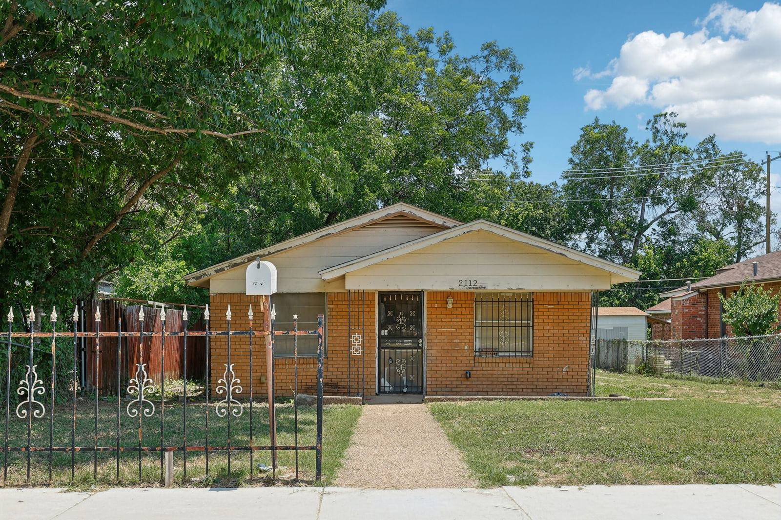Real estate property located at 2112 Prairie, Tarrant, Baker Heights, Fort Worth, TX, US