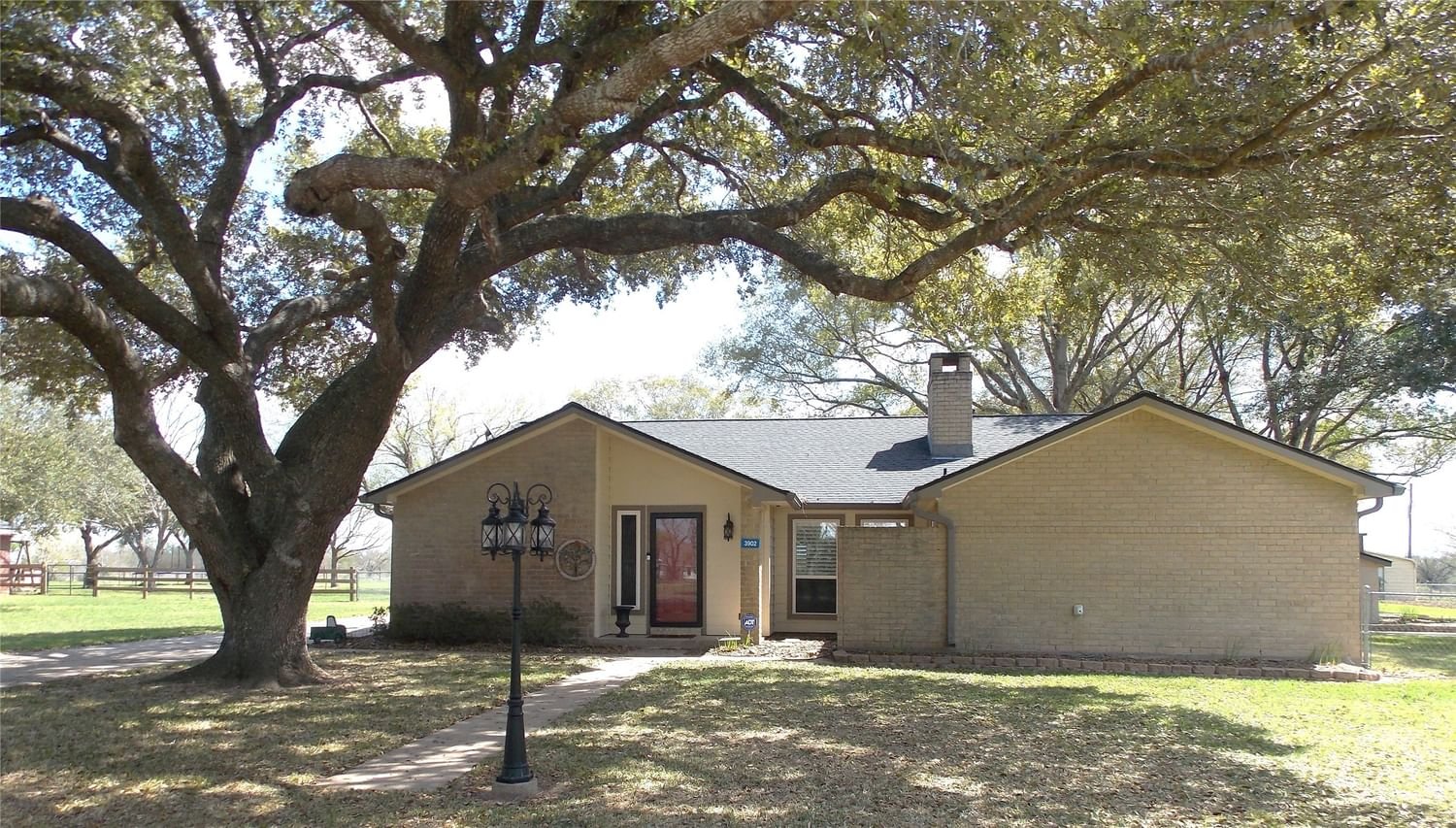 Real estate property located at 3902 QUAIL CIRCLE, Austin, COUNTRY PLACE S, Sealy, TX, US
