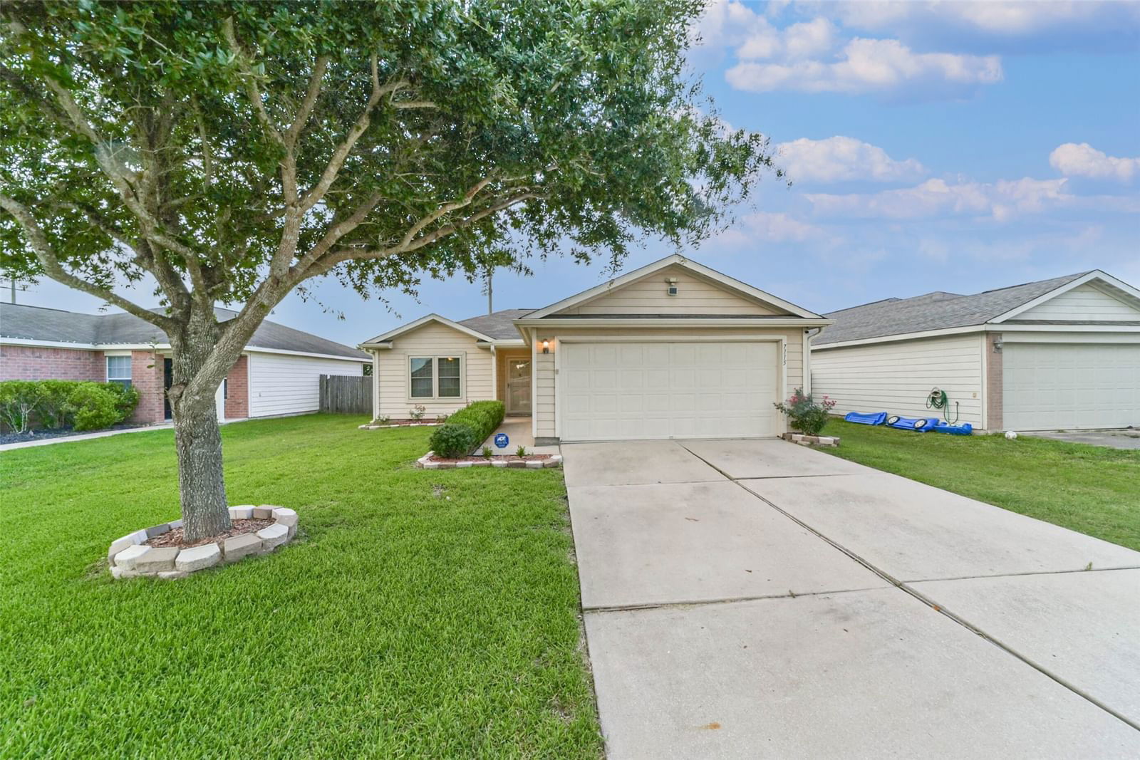 Real estate property located at 7115 Lilac Manor, Fort Bend, Sunrise Meadow Sec 3, Richmond, TX, US