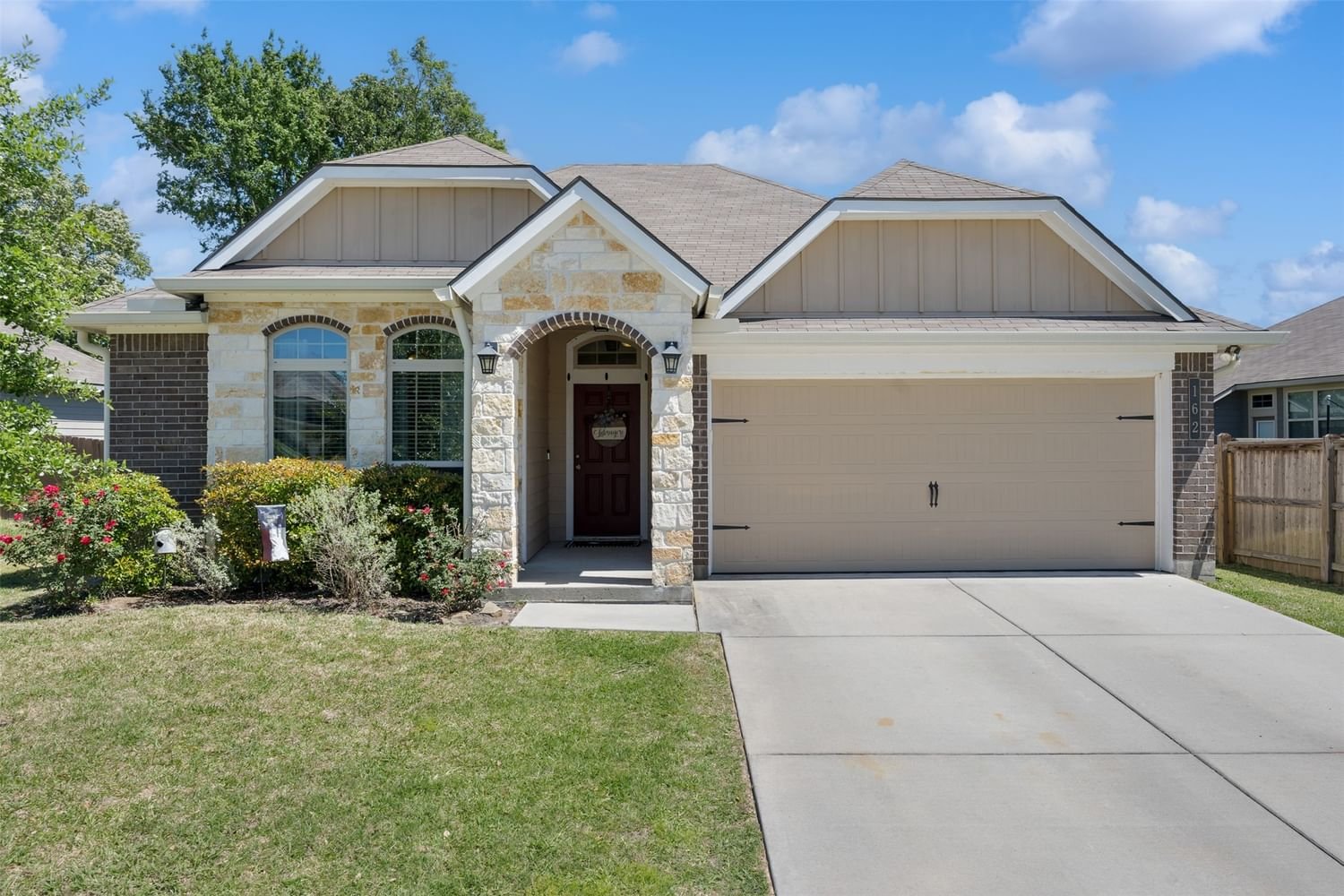 Real estate property located at 162 Brocks, Montgomery, The Hills Of Town Creek, Montgomery, TX, US