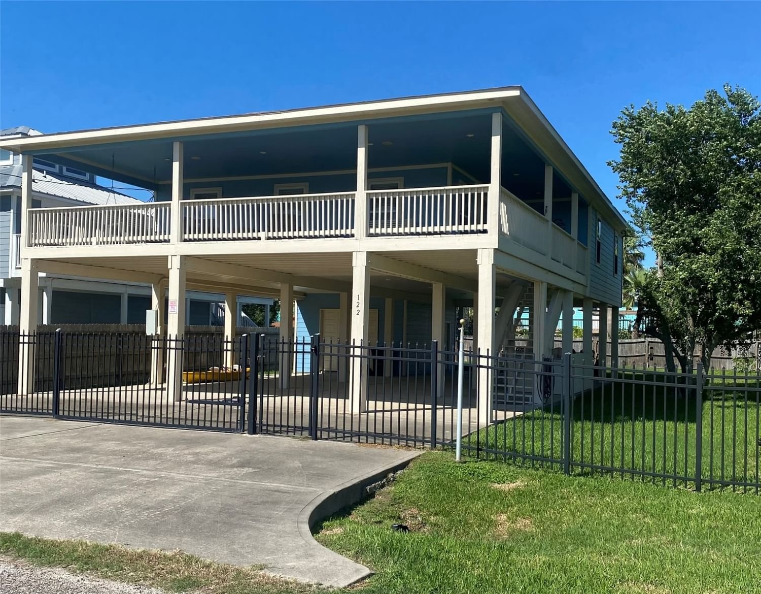 Real estate property located at 122 18th, Galveston, San Leon, TX, US