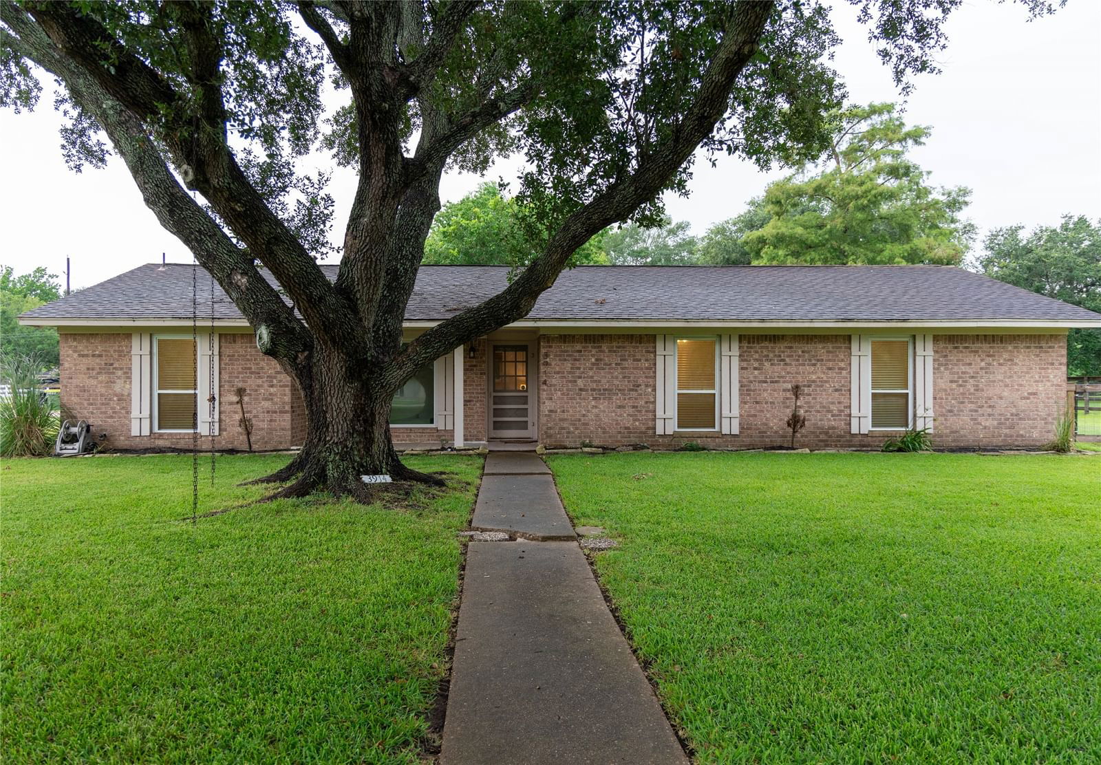 Real estate property located at 3914 Meadowlark, Brazoria, West Lea, Pearland, TX, US