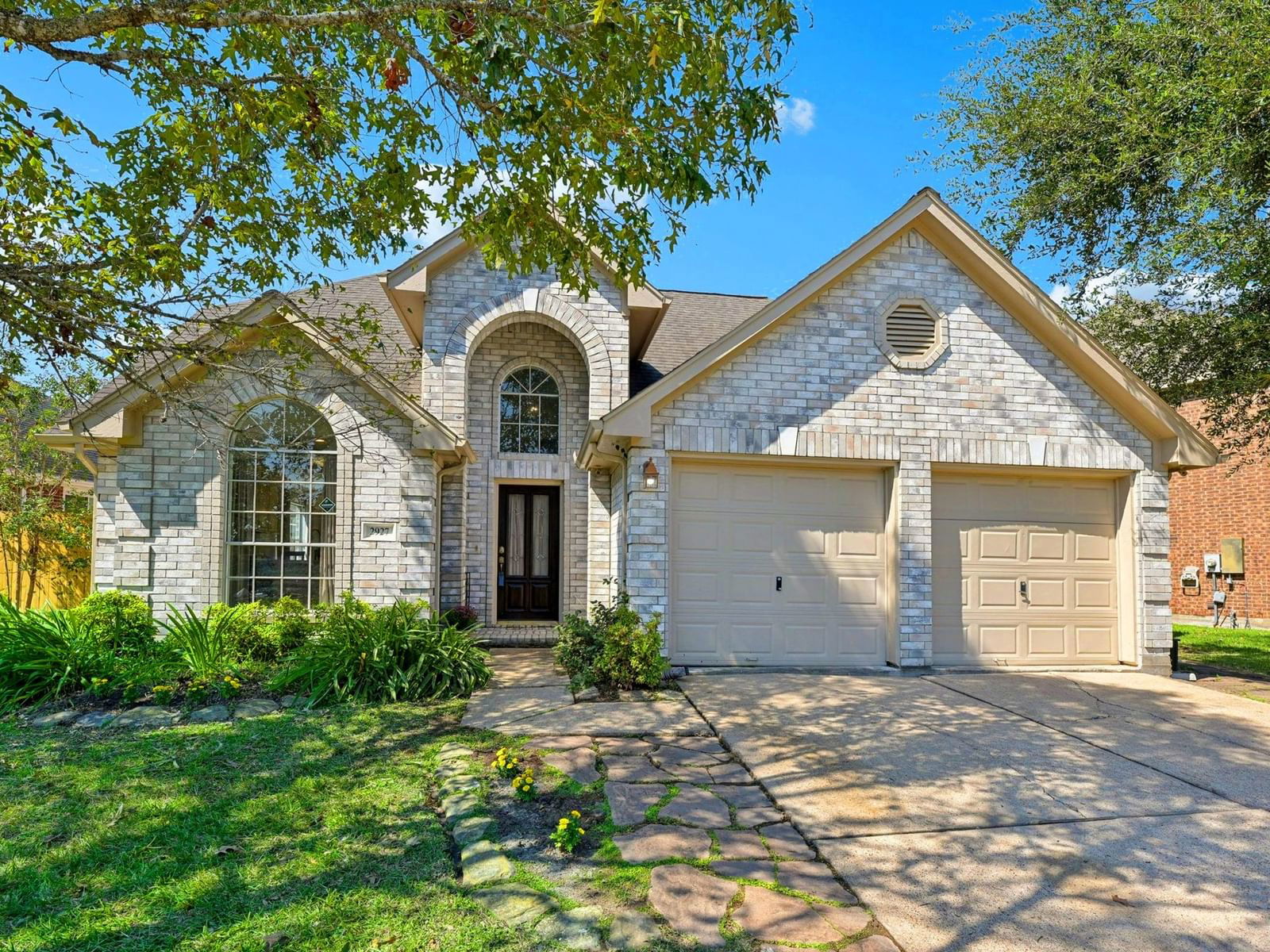 Real estate property located at 2927 Regata Run, Harris, Heritage Park, Friendswood, TX, US