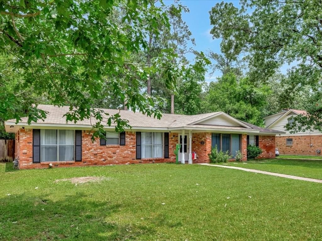 Real estate property located at 111 Lakewind, Angelina, Englewood Terrace, Lufkin, TX, US
