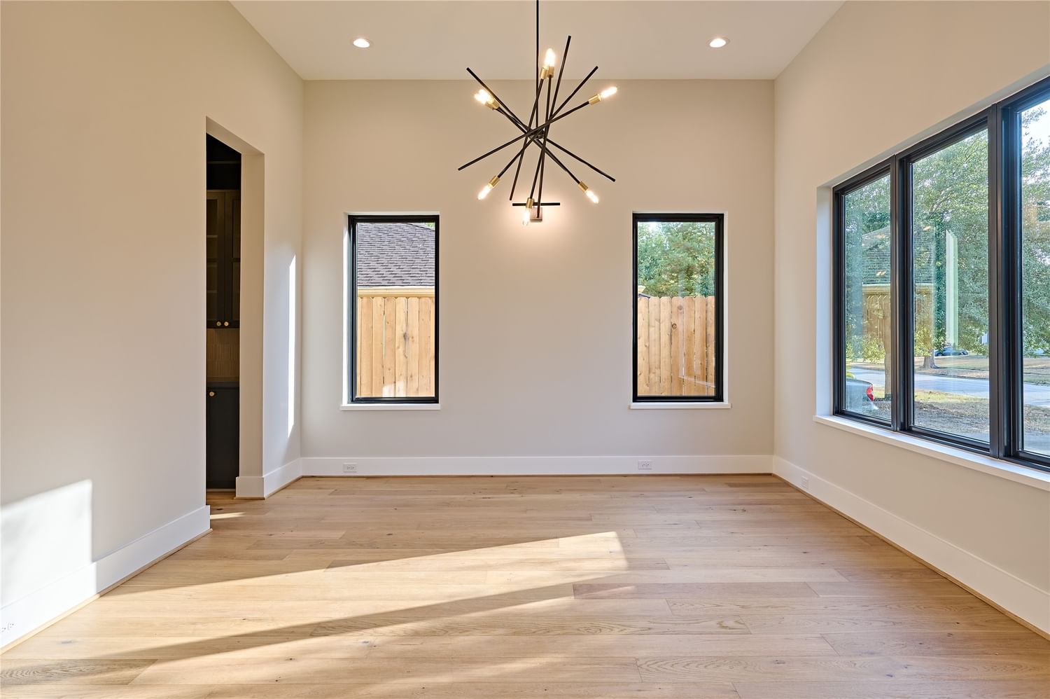 Real estate property located at 1419 Hewitt, Harris, Houston, TX, US