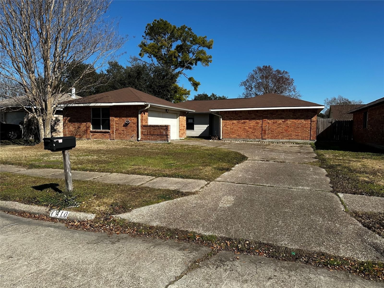 Real estate property located at 7410 Seminole, Harris, Meadow Lake Sec 01, Baytown, TX, US