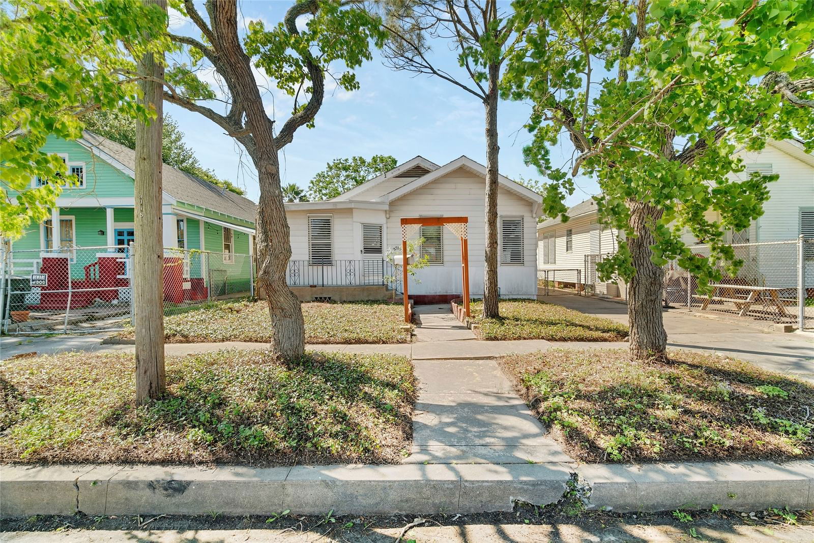 Real estate property located at 3715 Avenue Q, Galveston, Galveston Outlots, Galveston, TX, US