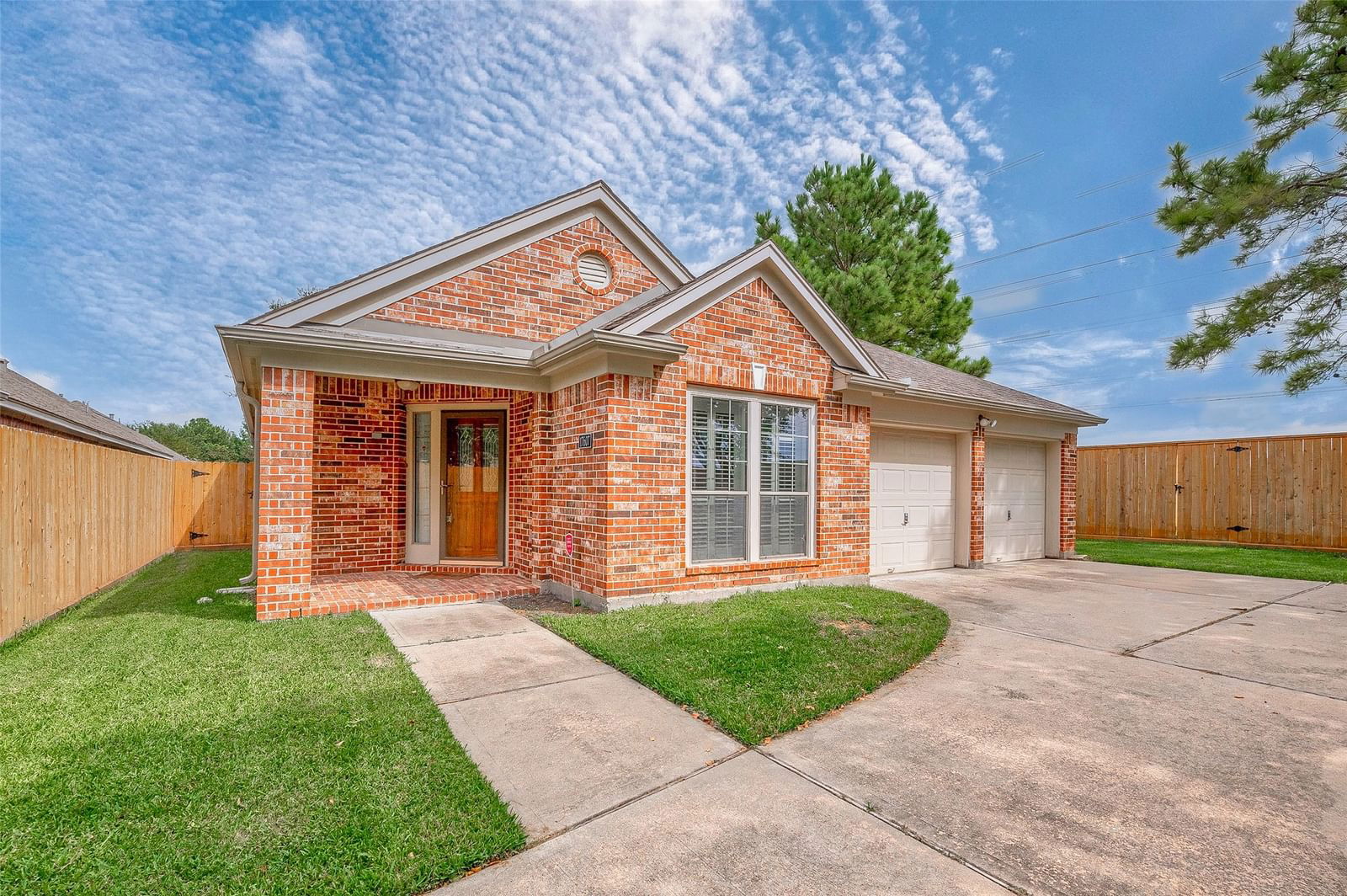 Real estate property located at 17607 Burkhart Ridge, Harris, Canyon Lks/Stonegate Sec 07, Houston, TX, US