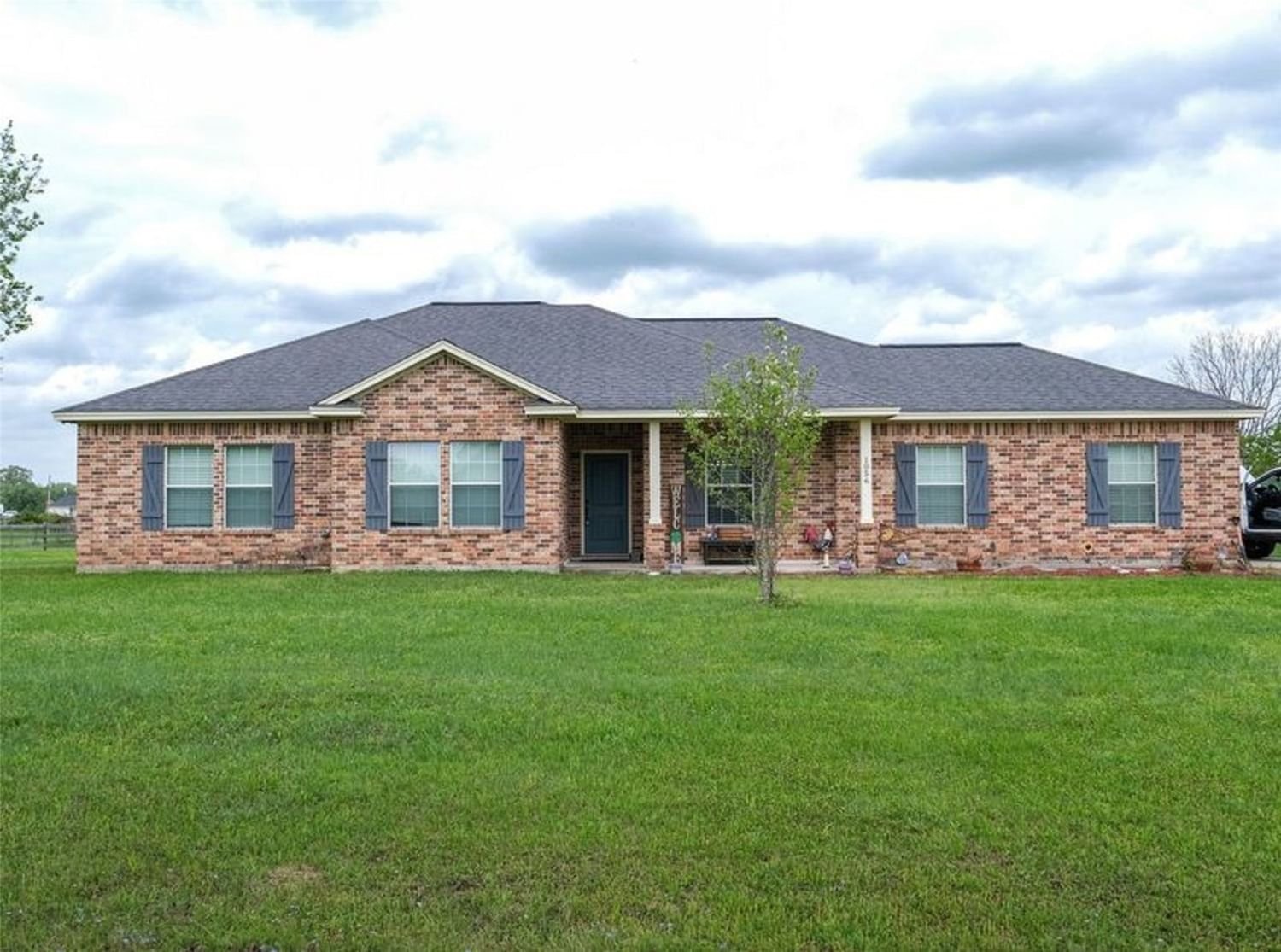 Real estate property located at 1056 Longhorn, Brazoria, Bar X Ranch Sec 2, Angleton, TX, US