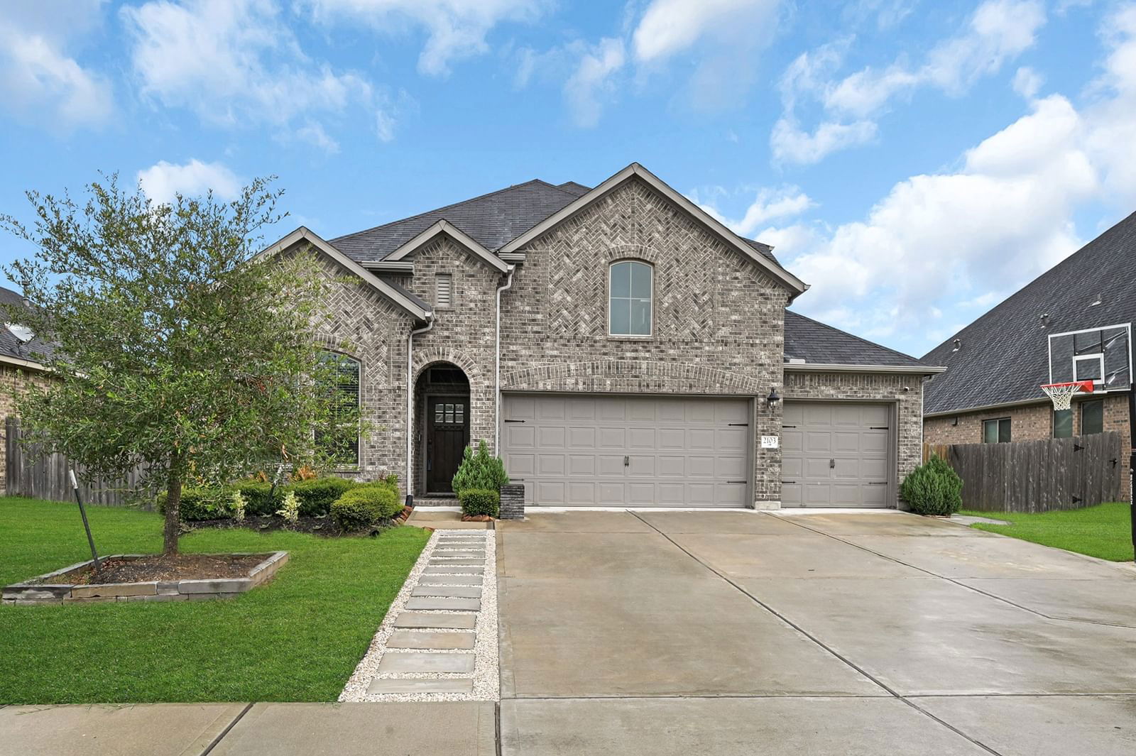 Real estate property located at 2103 Granite Pass, Brazoria, Avalon Terrace Sec 6 A0505 H, Pearland, TX, US