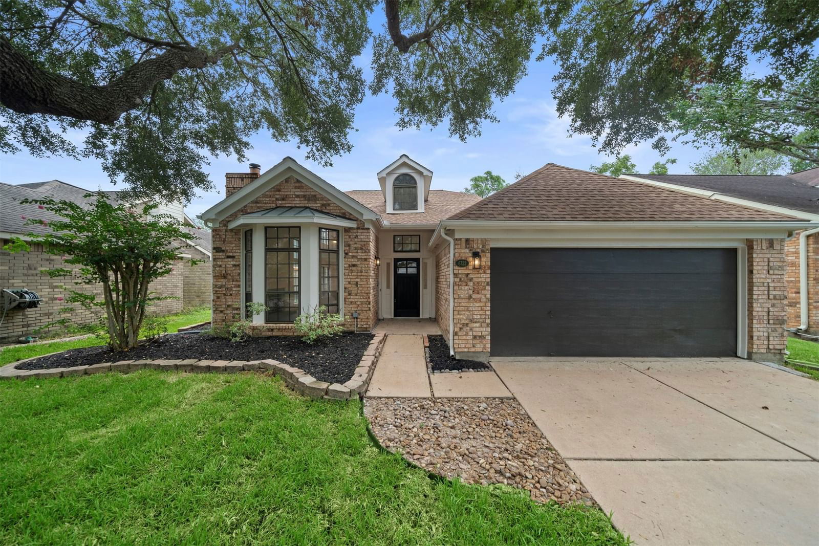 Real estate property located at 6722 Redwood Falls, Harris, Village Grove Sec 02a, Pasadena, TX, US