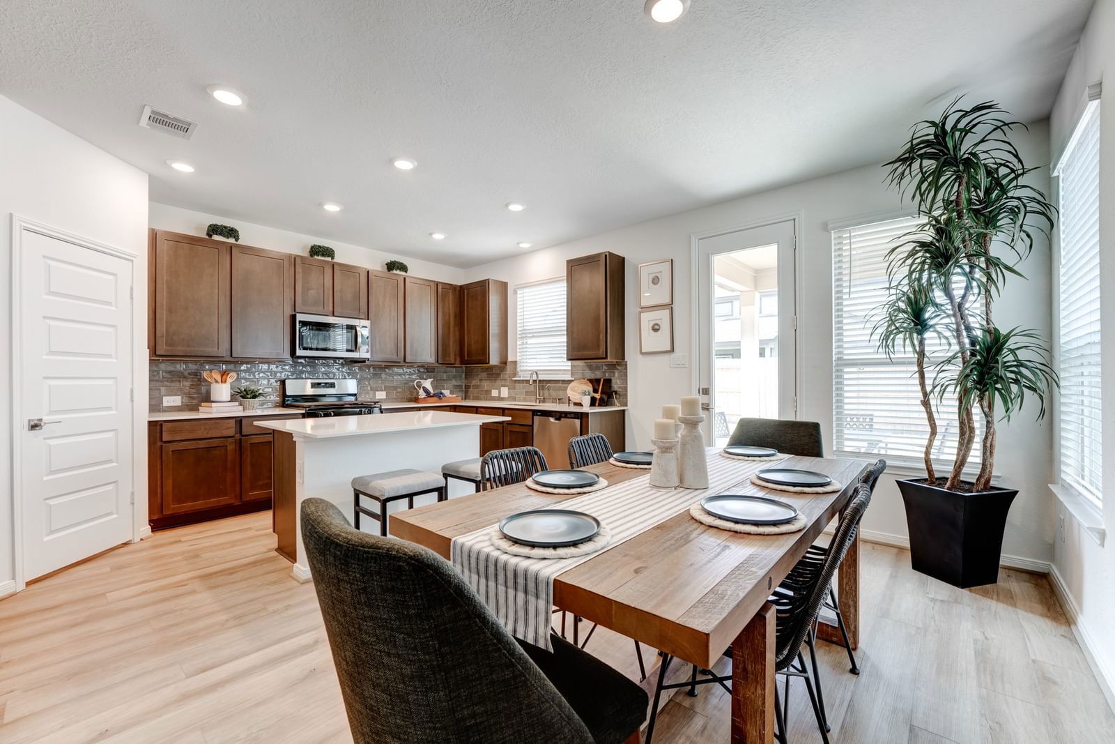Real estate property located at 18315 Willow Bud, Harris, Tomball, TX, US