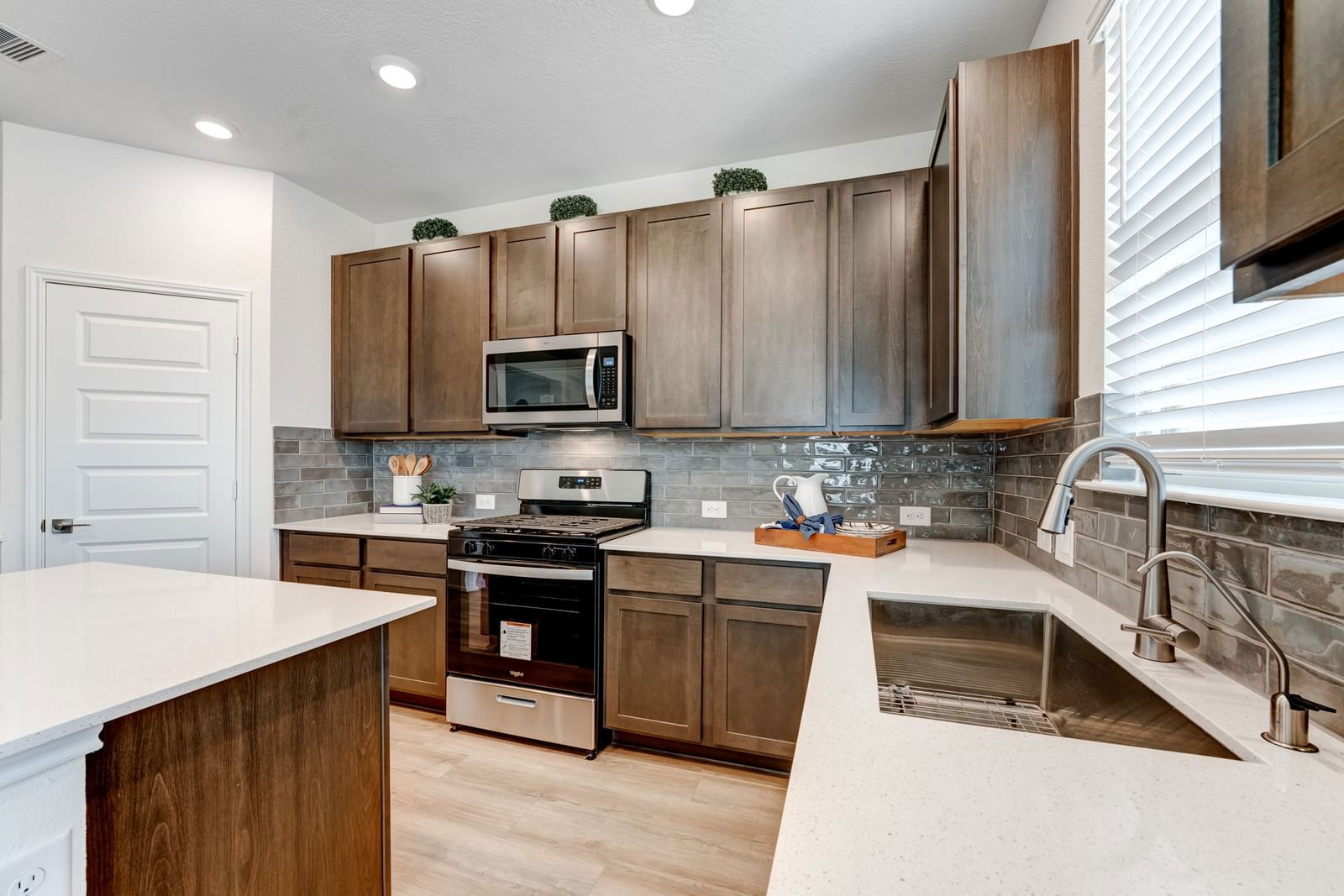 Real estate property located at 18315 Willow Bud, Harris, Tomball, TX, US