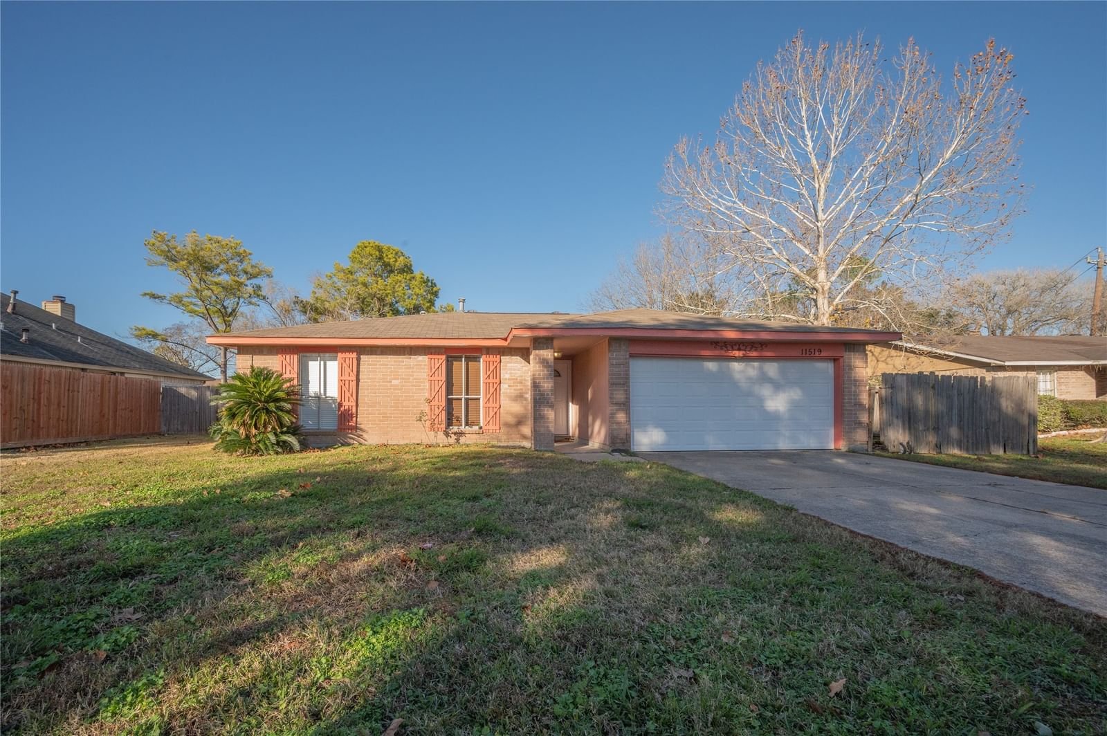 Real estate property located at 11519 Poplarwood, Harris, Wood Meadows, Houston, TX, US