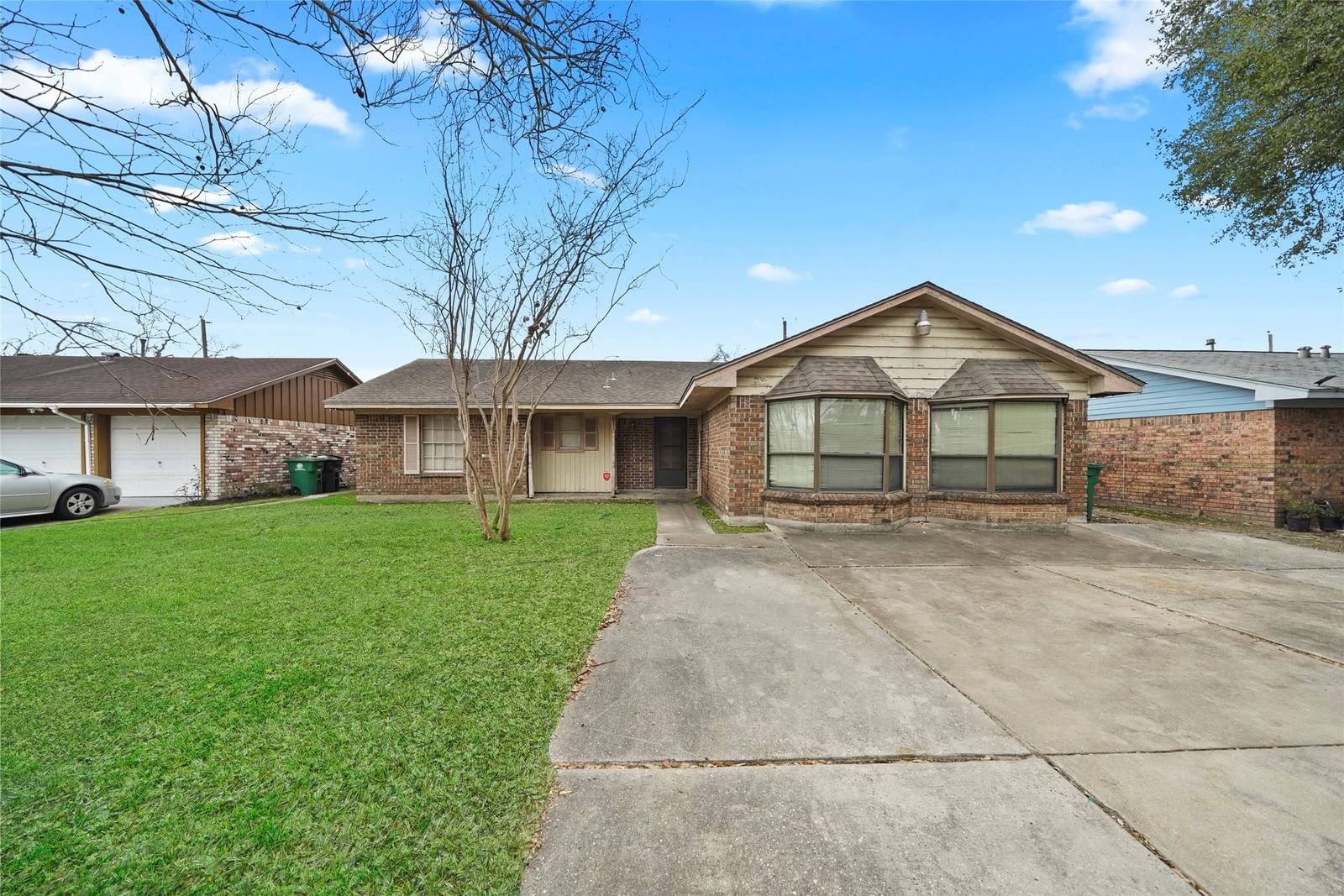 Real estate property located at 611 Peach Spring, Harris, Northline Terrace Sec 01, Houston, TX, US