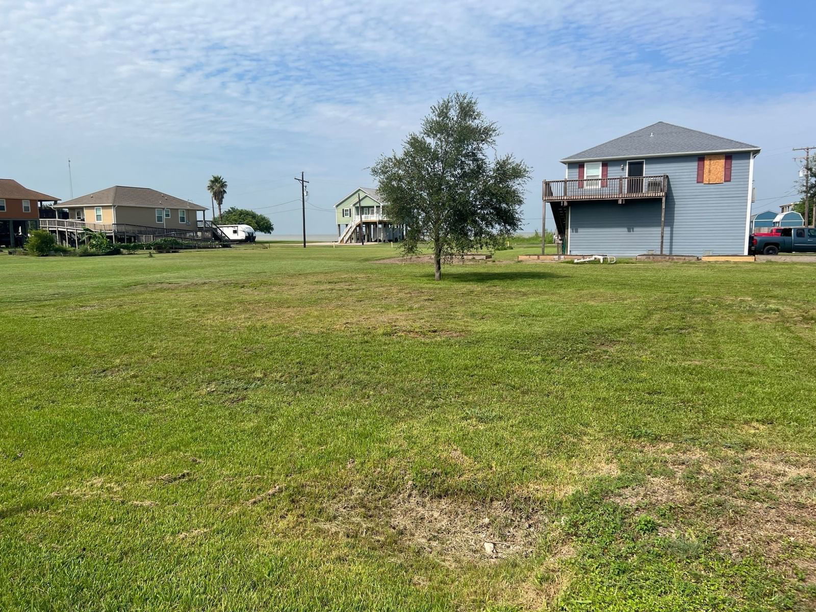 Real estate property located at 62 Jackson Darden, Chambers, Oak Island, Anahuac, TX, US