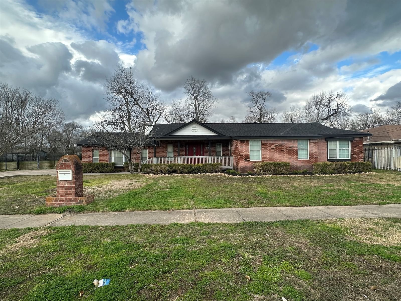 Real estate property located at 4831 Carmen, Harris, Sunnyside Gardens, Houston, TX, US