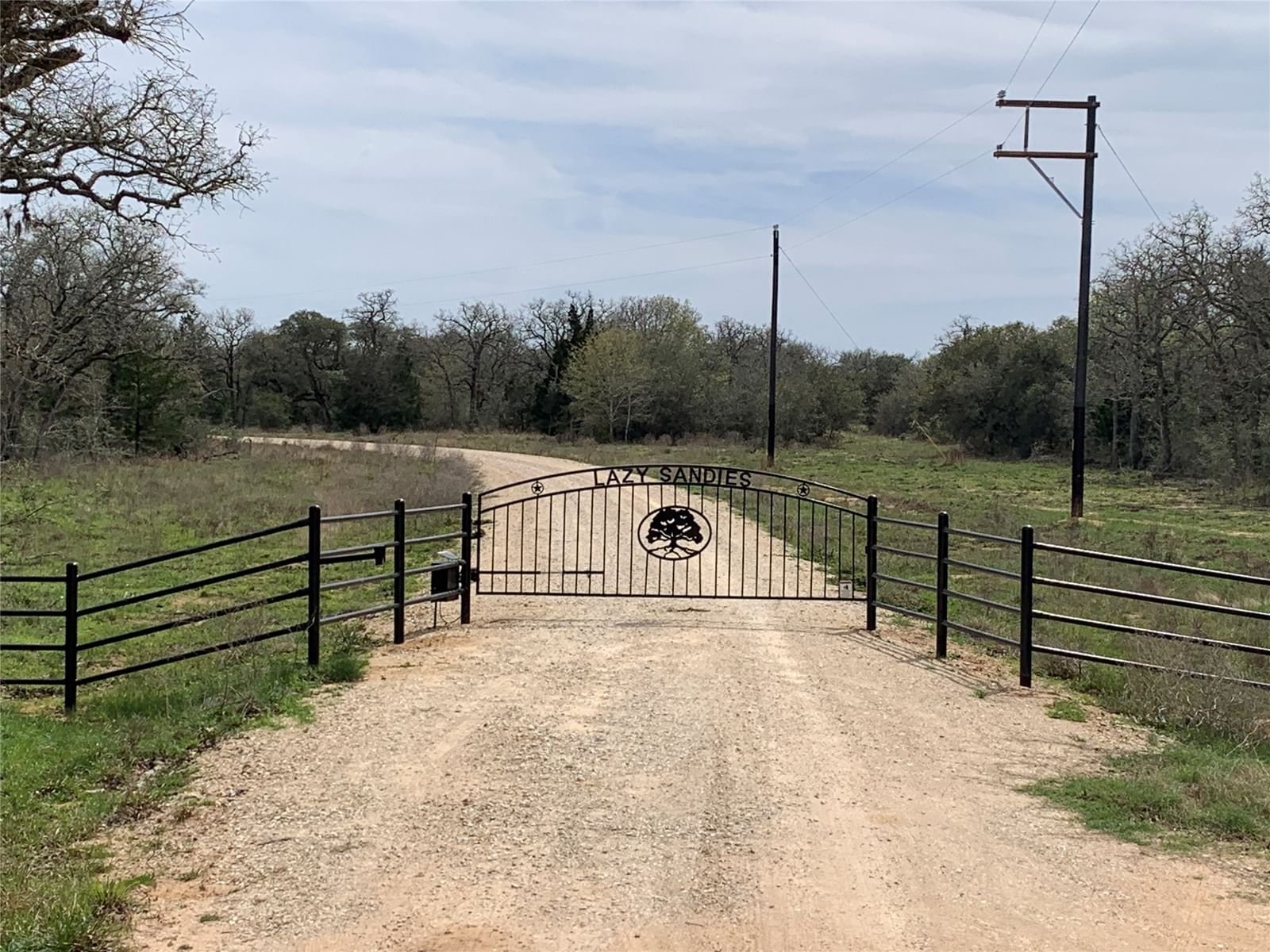 Real estate property located at 0 Private Road 1581, Lavaca, The Lazy Sandies, Hallettsville, TX, US