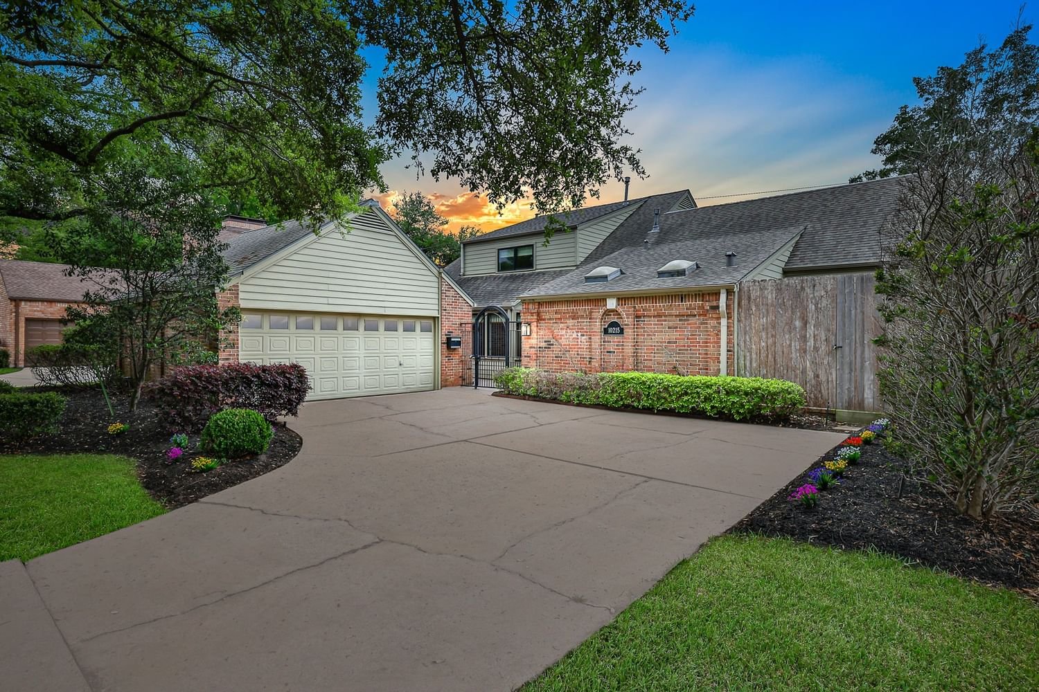 Real estate property located at 10215 Piping Rock, Harris, Briargrove Park Sec 04, Houston, TX, US
