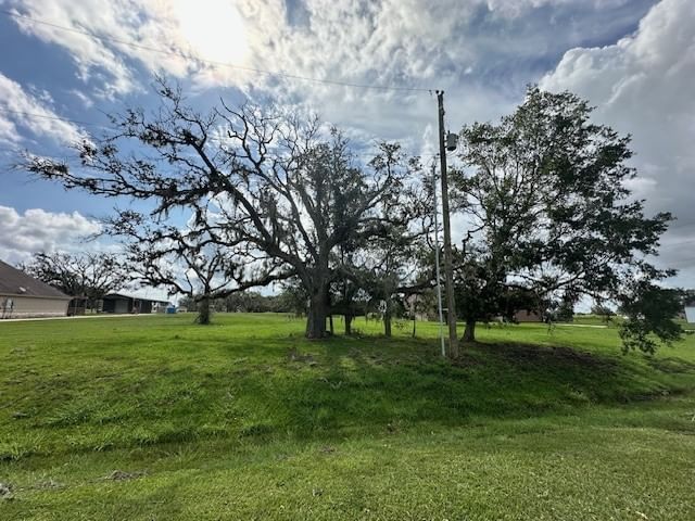 Real estate property located at 643 Lone Star, Brazoria, Bar X Ranch, Angleton, TX, US