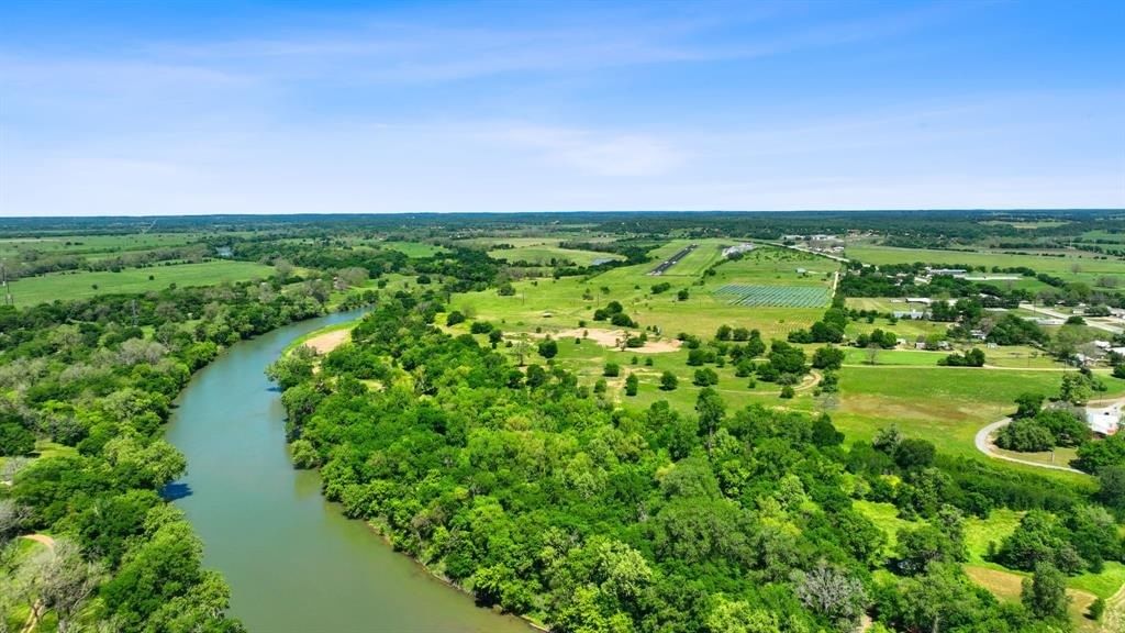 Real estate property located at 663 Loop 230, Bastrop, Decrow, Thomas, Smithville, TX, US