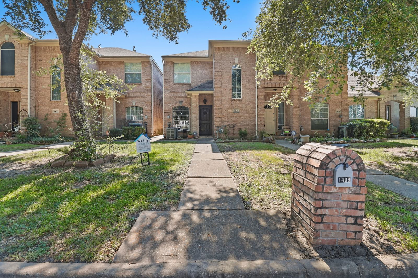 Real estate property located at 1406 Cypress Cove, Harris, Garden Walk Twnhm Sec 01, La Porte, TX, US