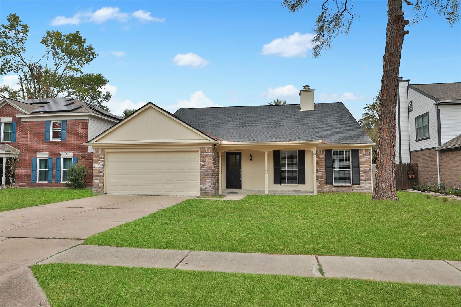 Real estate property located at 18178 Garden Manor, Harris, Windsong Sec 03, Houston, TX, US