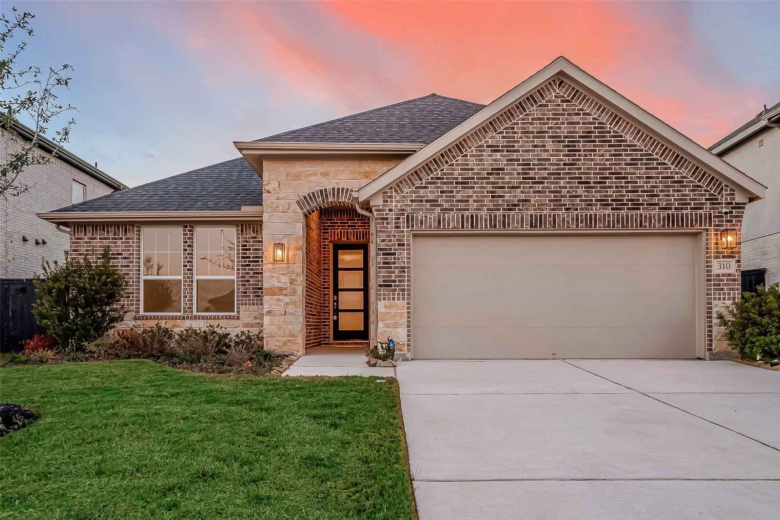 Real estate property located at 310 Papershell, Fort Bend, Harvest Green Sec 40, Richmond, TX, US