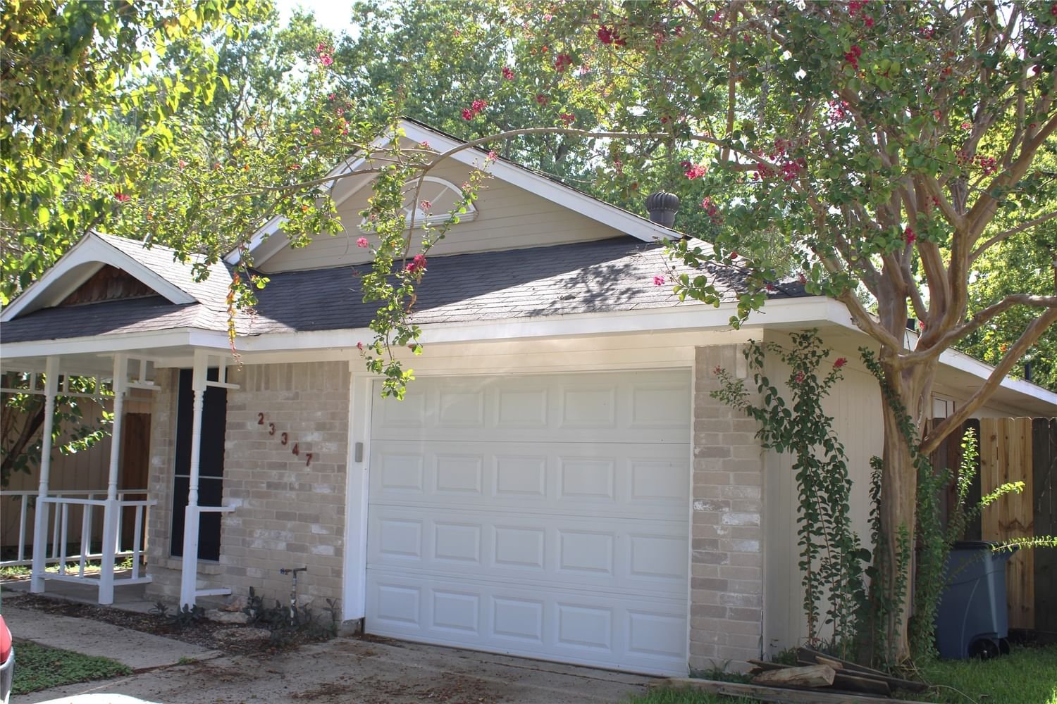 Real estate property located at 23347 Tree House, Harris, Cypress Trails Timberlane 02, Spring, TX, US